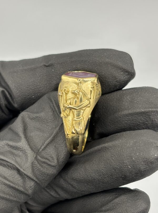 18KT Solid Gold Ring - Image 2