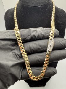 14KT Semi Hollow Cuban Link Chain - 20 Inch - 19.3 Grams - 6.5MM - CZ Clasp