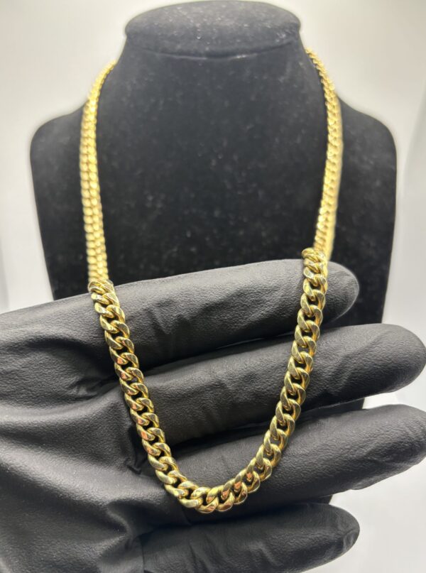 10KT Semi Hollow Cuban Link Chain - 22 Inch - 6MM - 18.6 Grams