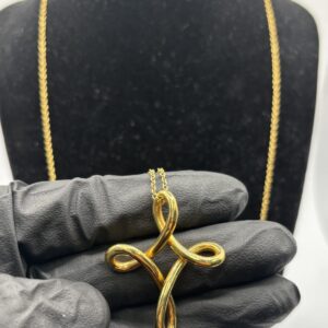 18KT Gold-Tiffany & Co-Peretti-30 in Chain and Cross