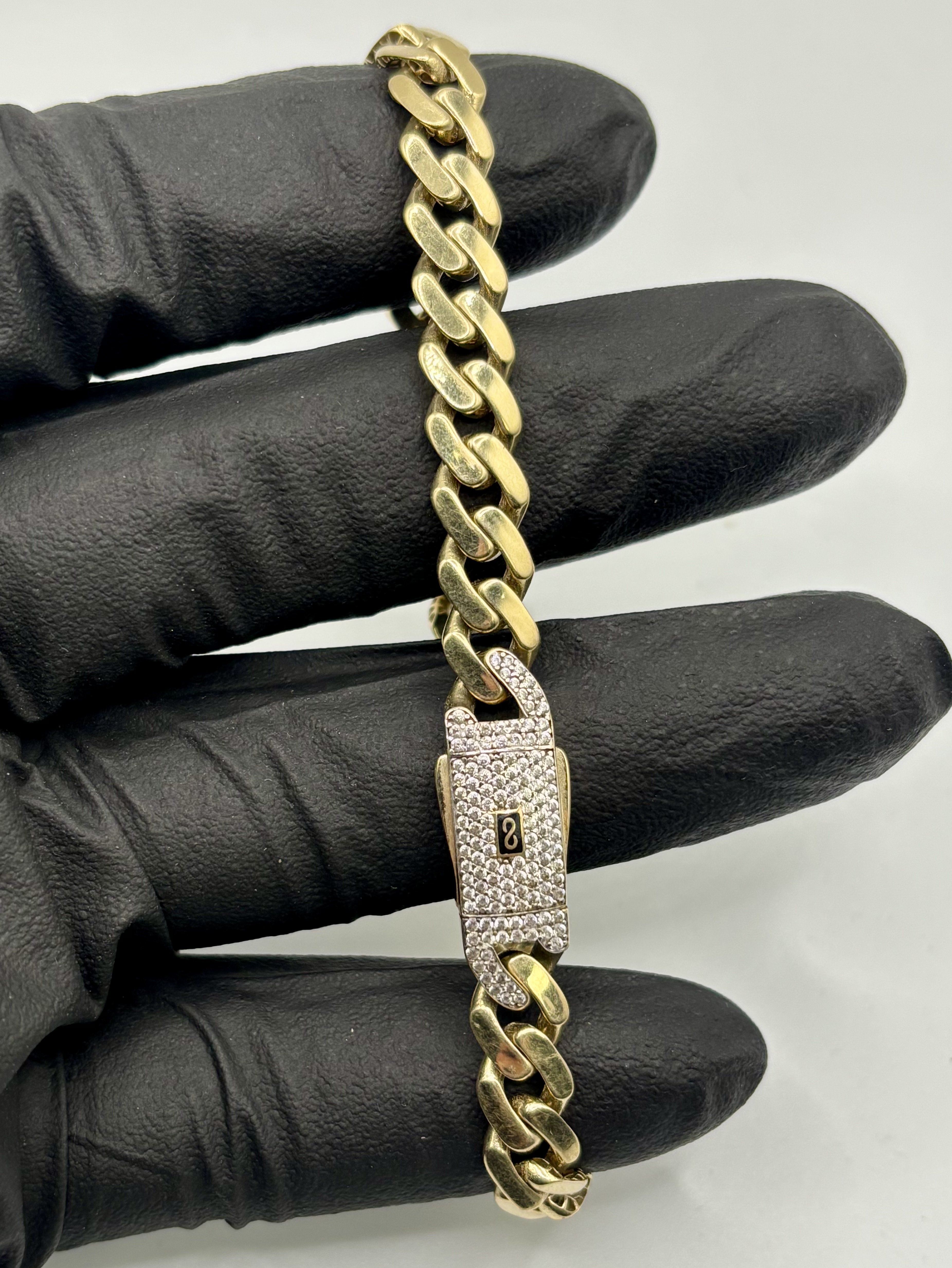 14KT Gold Monachi Semi Hollow Link Bracelet CZ Clasp