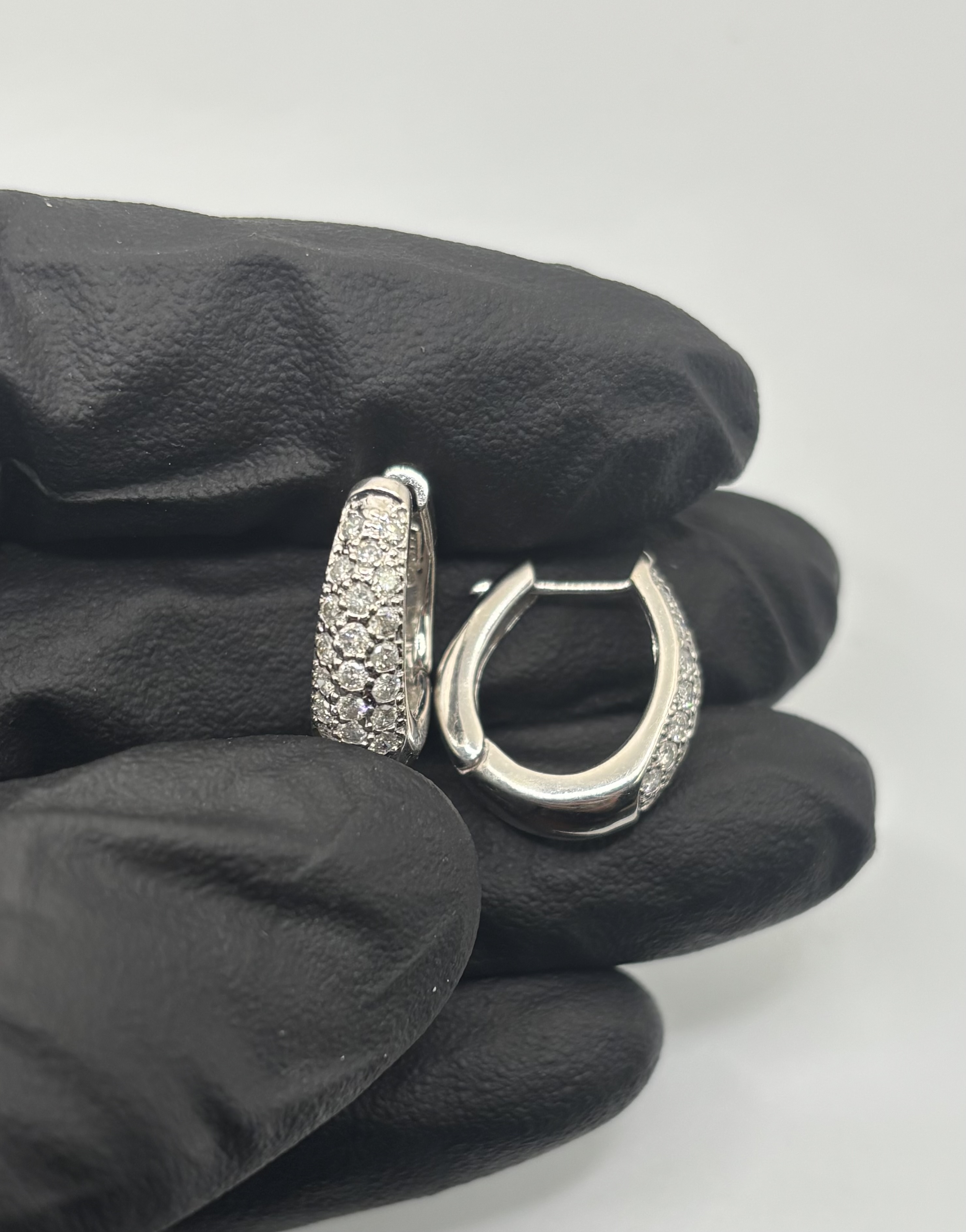 14KT White Gold Diamond Earrings