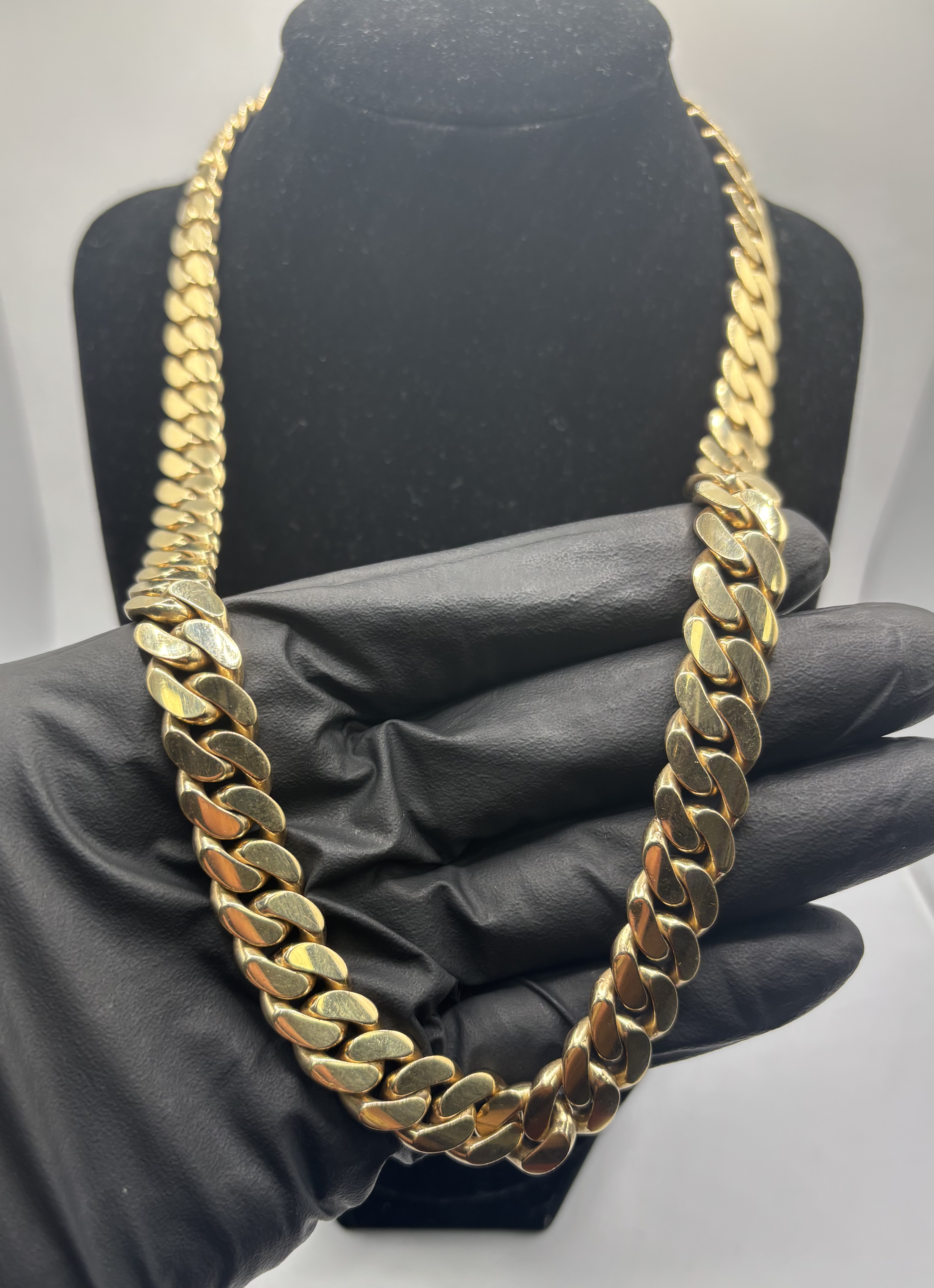 14KT Yellow Gold - Solid Cuban Link Chain - 12MM - 22.5 Inches - 235.6 Grams
